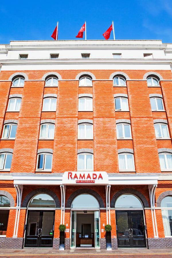 Ramada By Wyndham Belfast Hotel Esterno foto